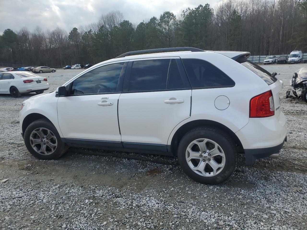 2013 Ford Edge - Image 2