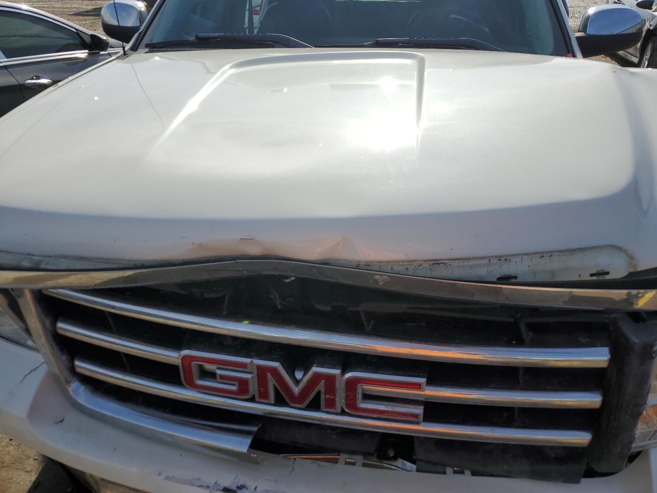 2012 GMC Sierra - Image 11
