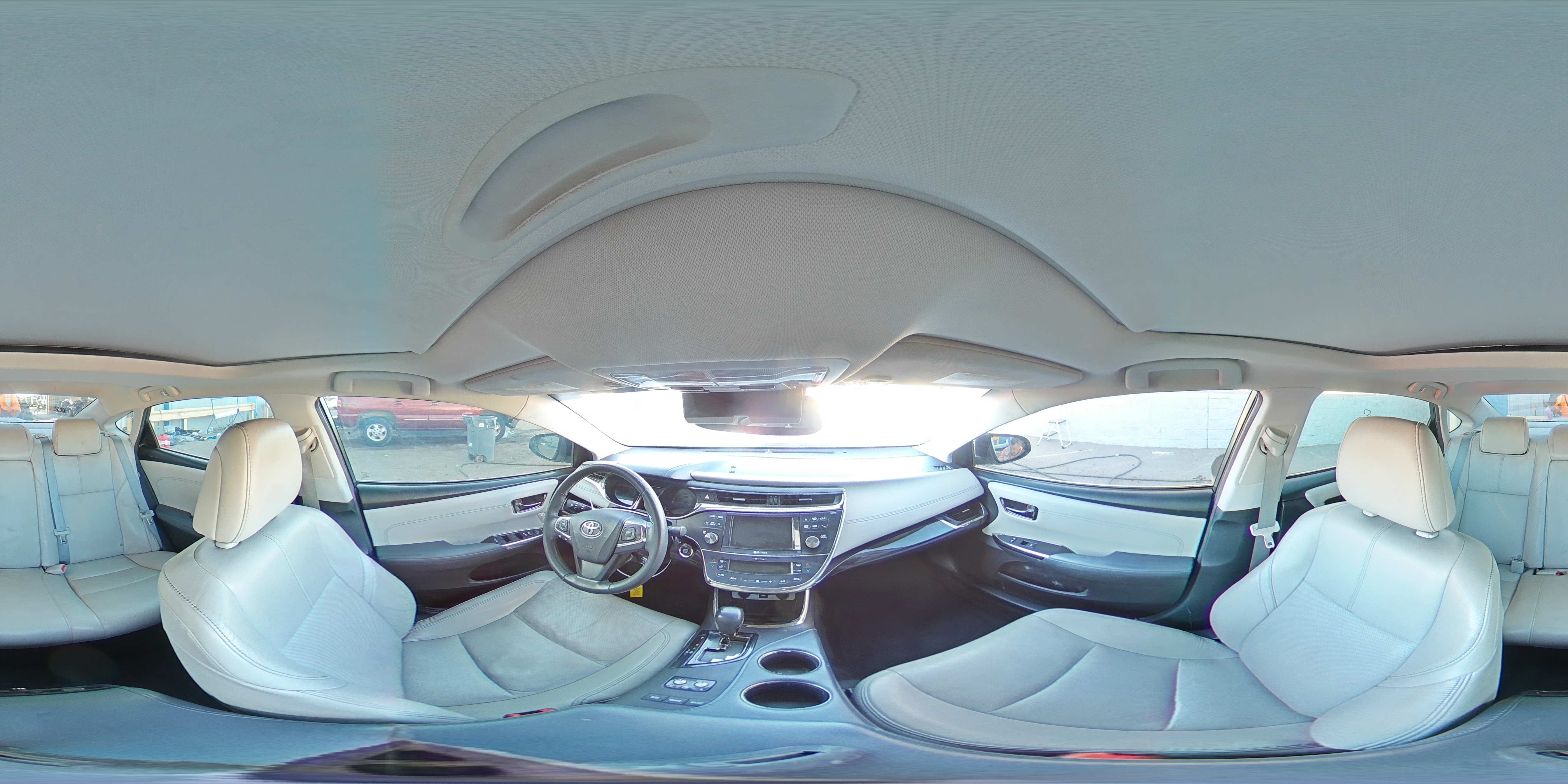 2014 Toyota Avalon - Image 15