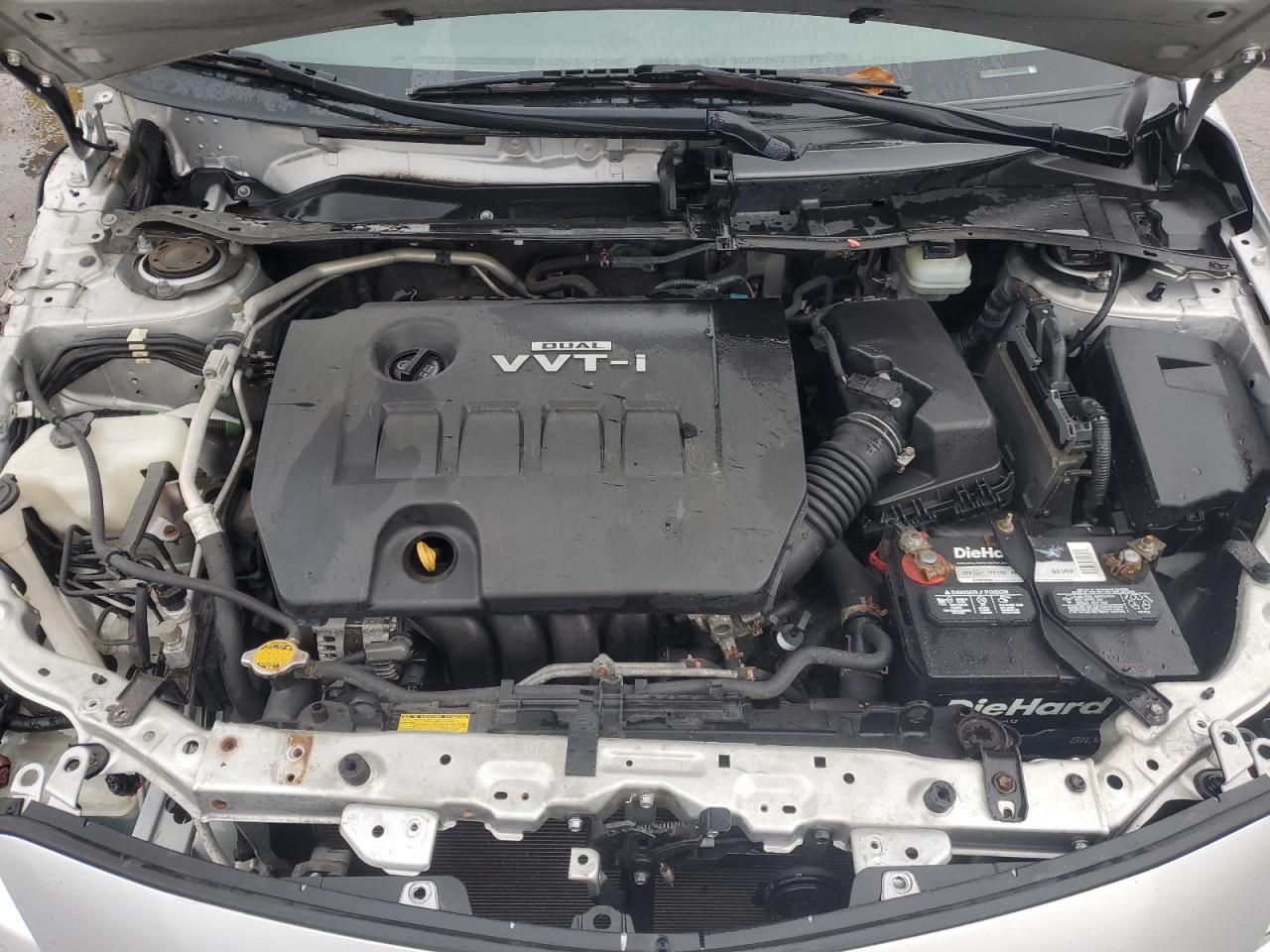 2010 Toyota Corolla - Image 11