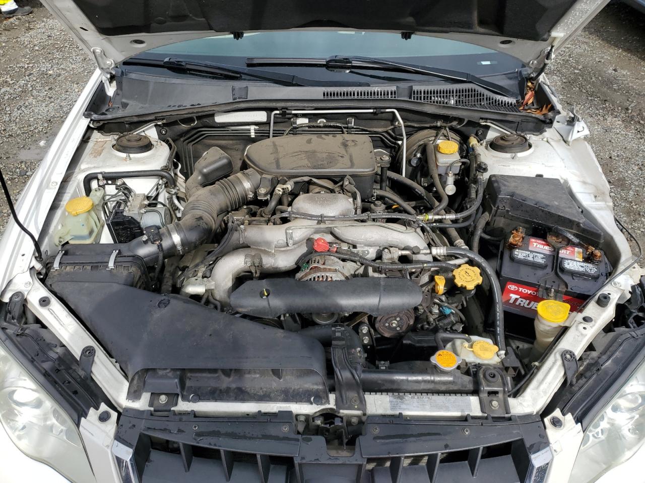 2009 Subaru Outback - Image 11