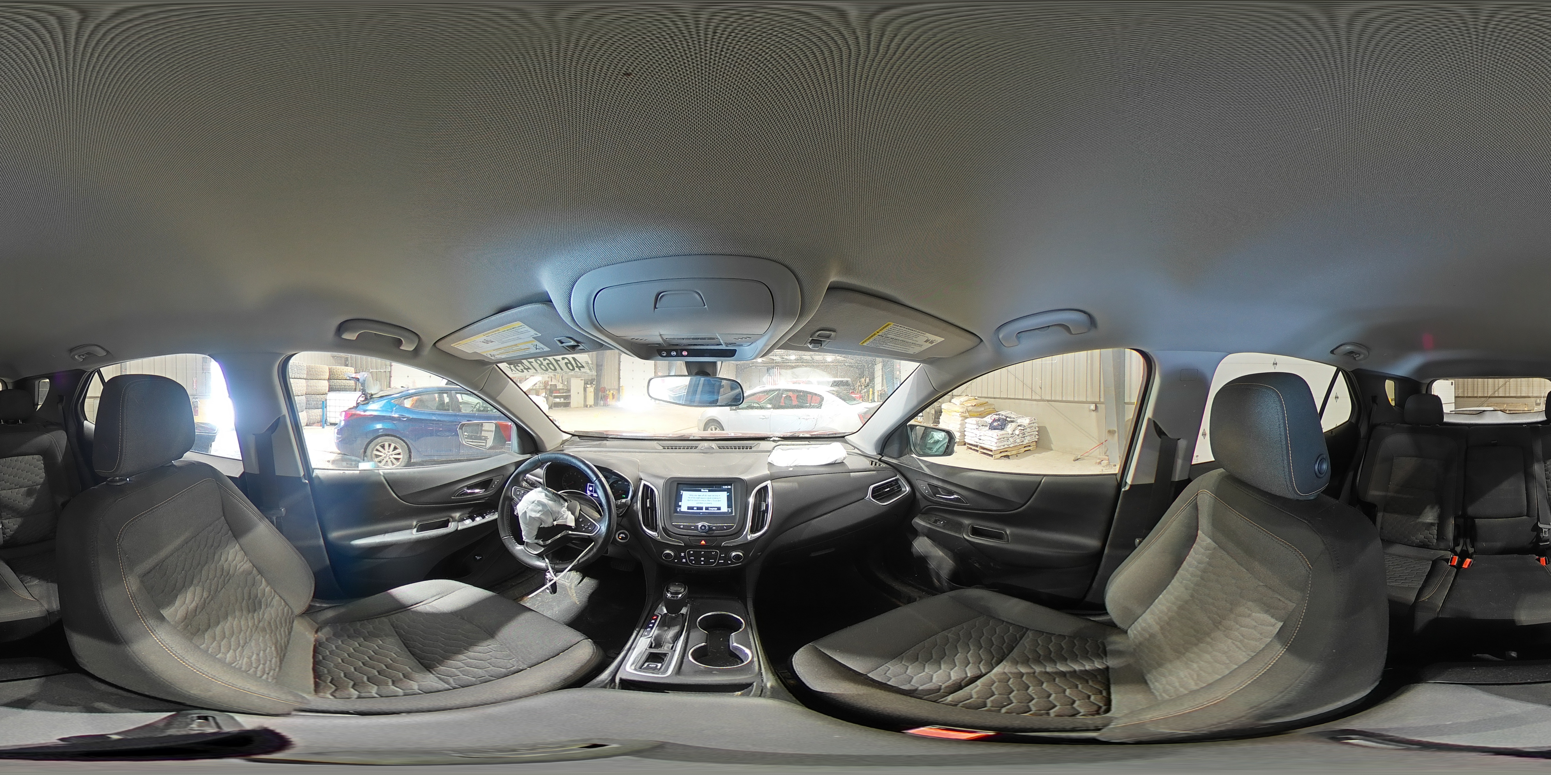 2018 Chevrolet Equinox - Image 13