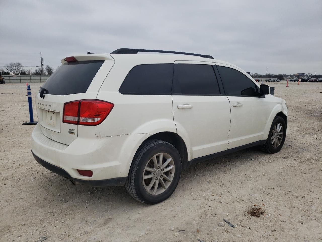 2016 Dodge Journey - Image 3