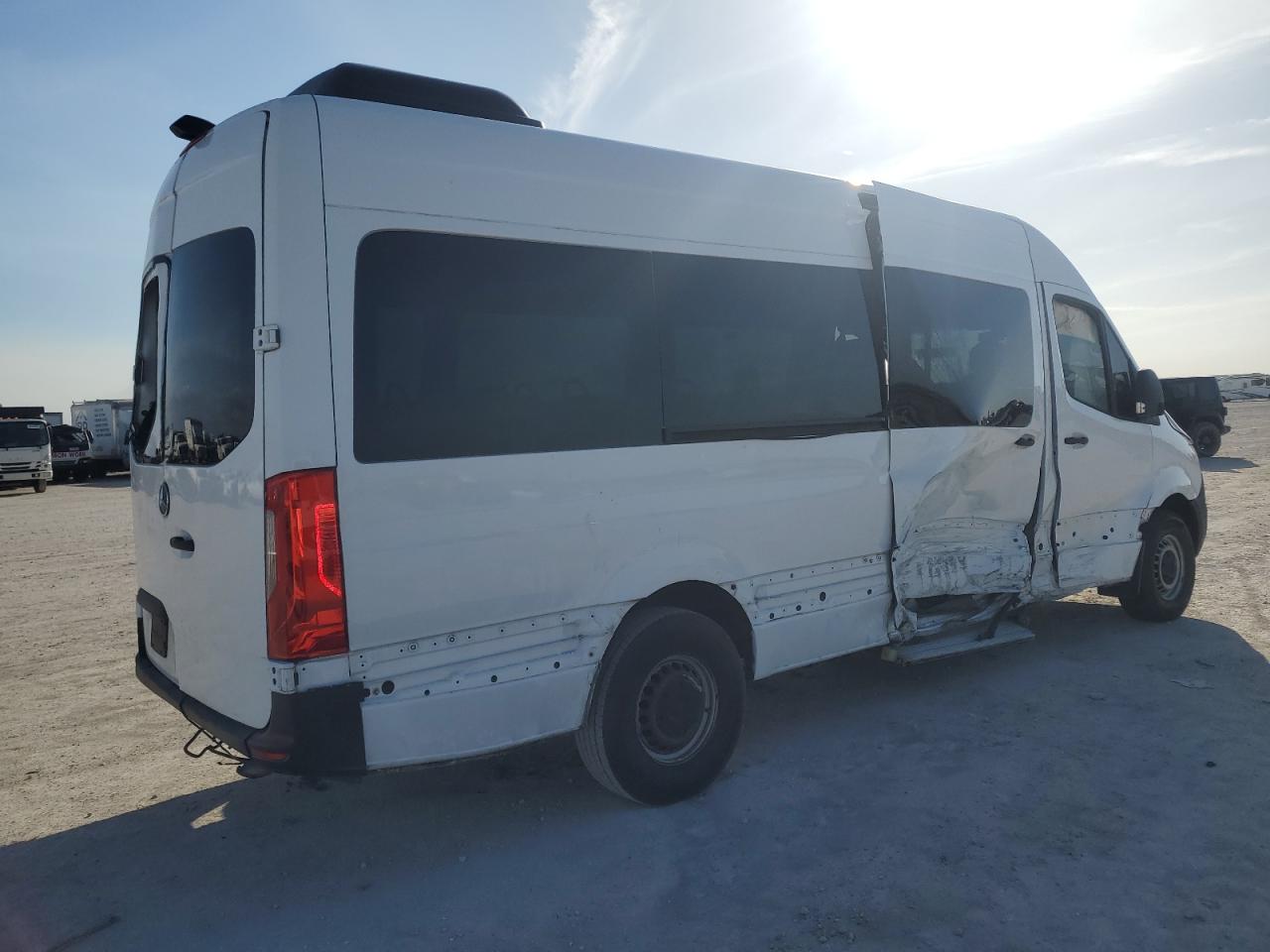 2019 Mercedes-Benz Sprinter - Image 3