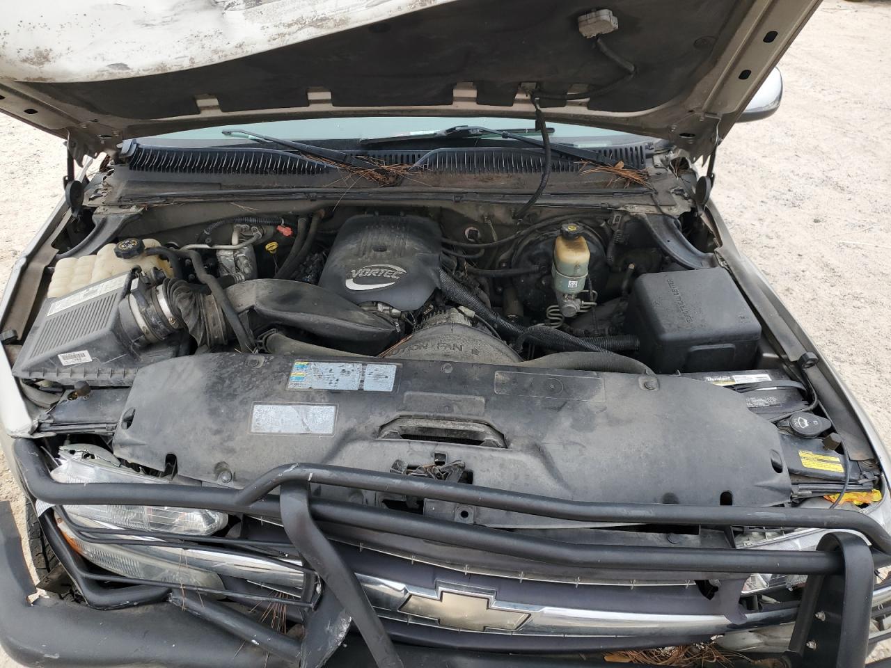 2002 Chevrolet Silverado - Image 11