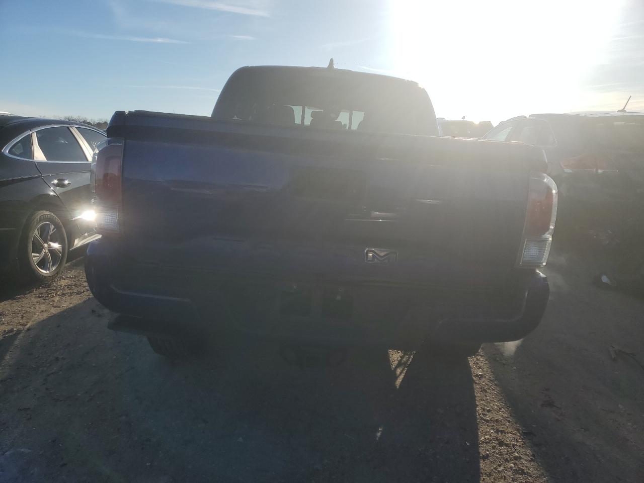 2022 Toyota Tacoma - Image 6