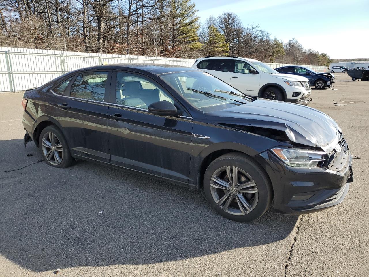2019 Volkswagen Jetta - Image 4