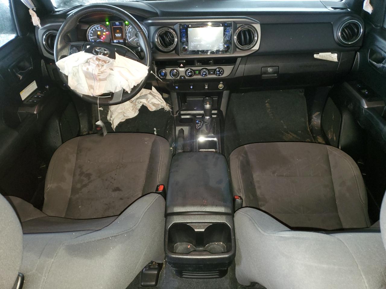 2017 Toyota Tacoma - Image 8