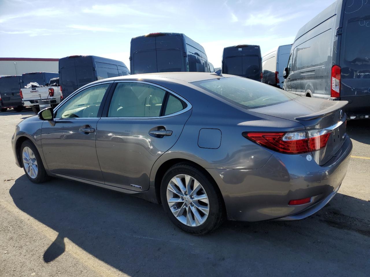 2013 Lexus ES - Image 2