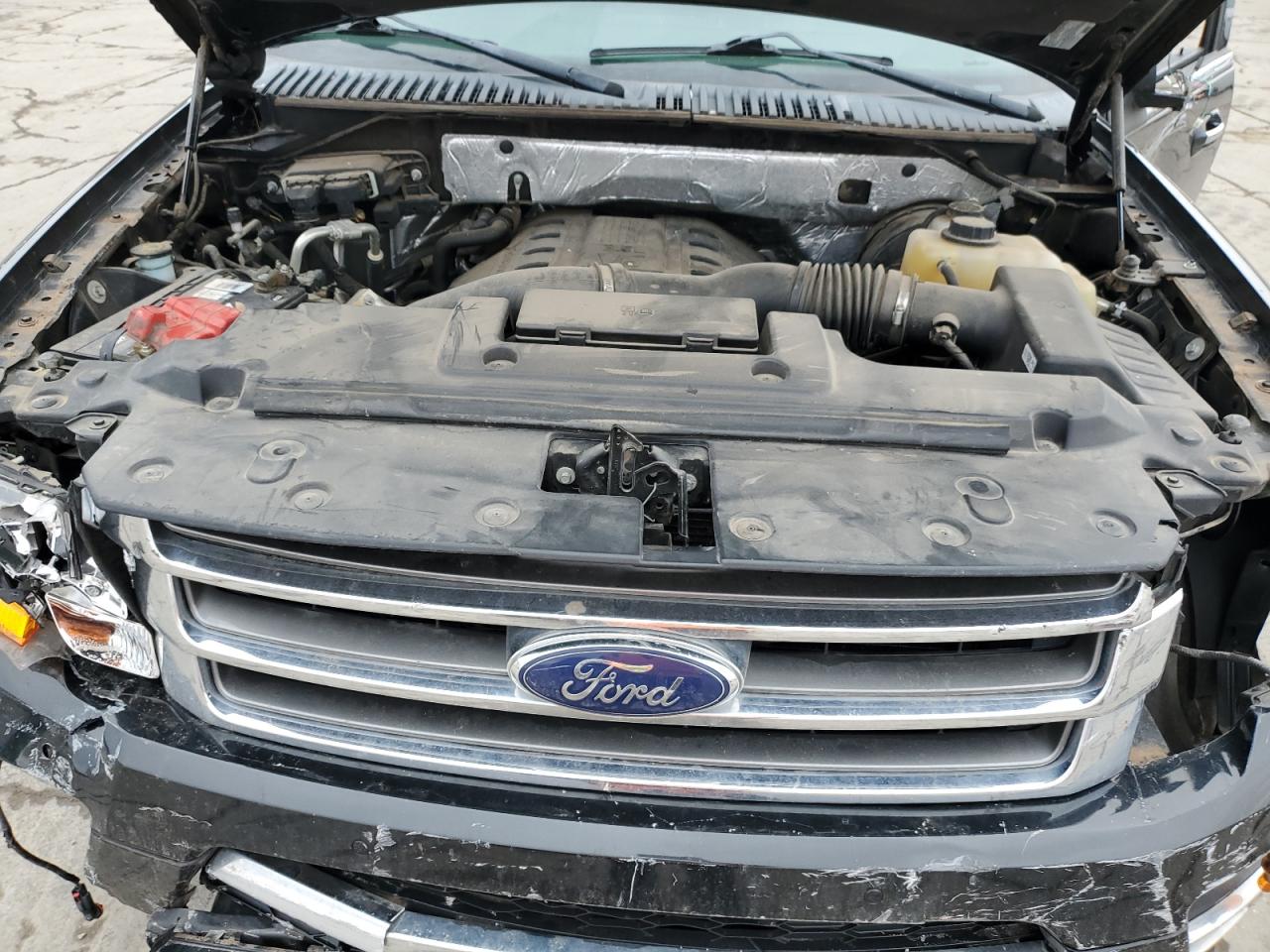 2015 Ford Expedition - Image 13