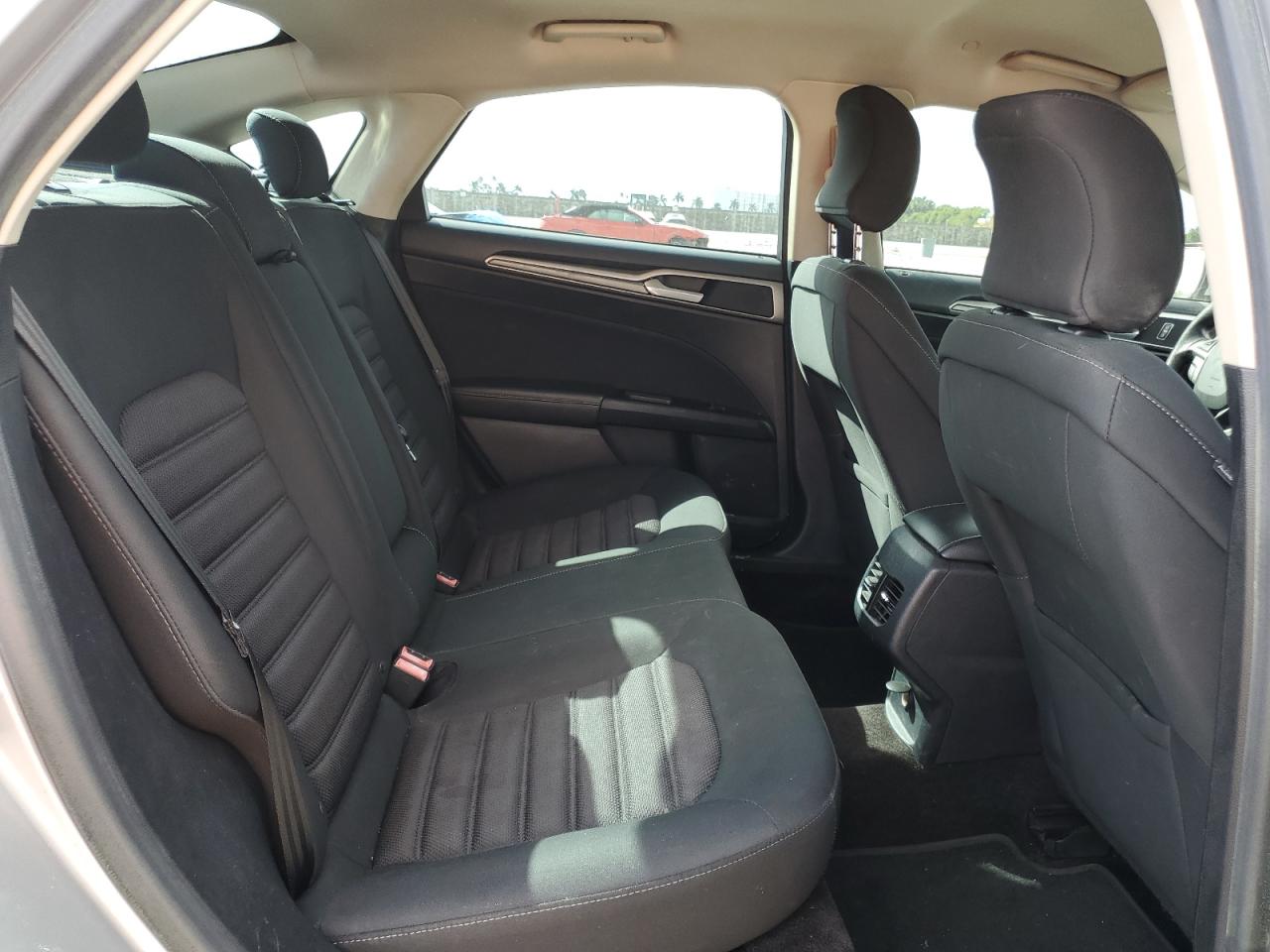 2017 Ford Fusion - Image 11