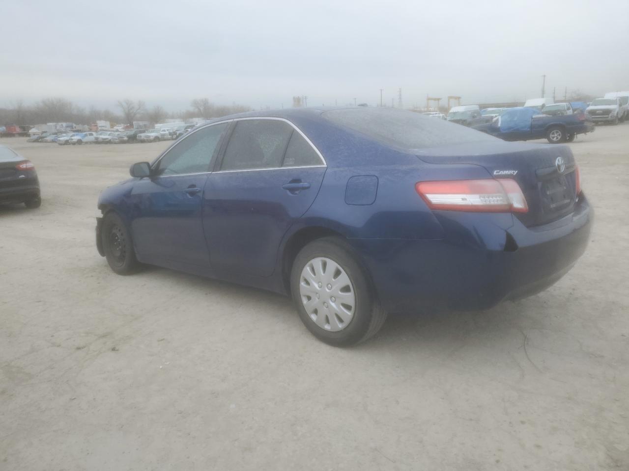 2011 Toyota Camry - Image 2