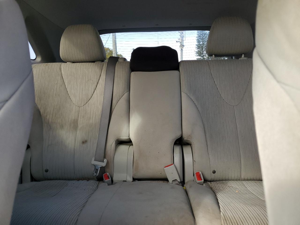 2010 Toyota Venza - Image 10