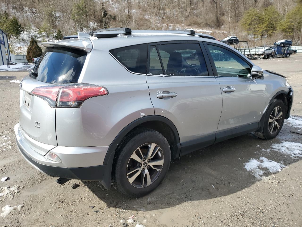 2018 Toyota RAV 4 - Image 3