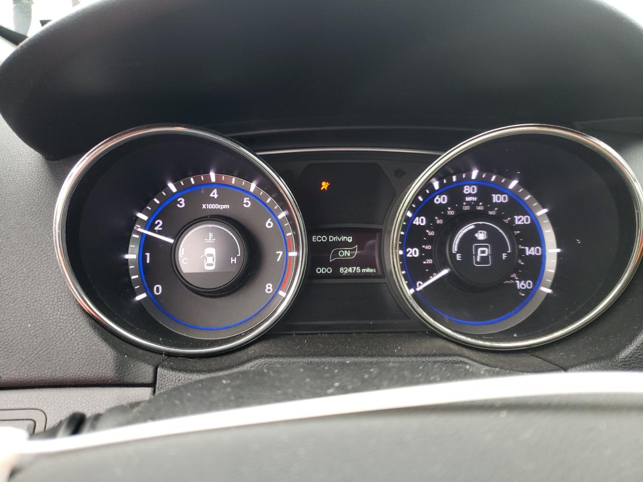 2011 Hyundai Sonata - Image 9