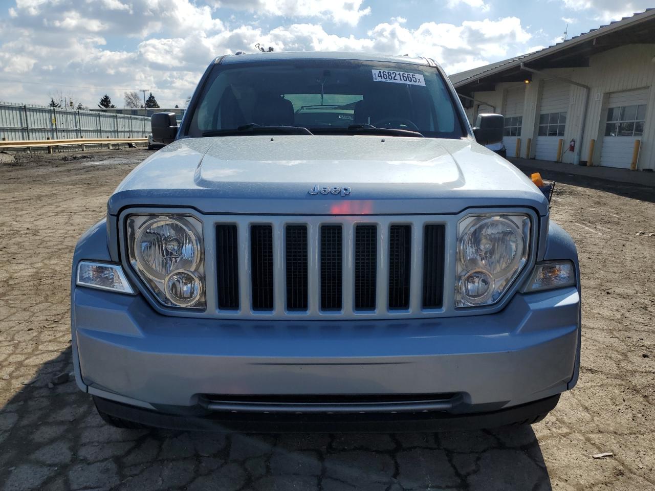 2012 Jeep Liberty (North America) - Image 5