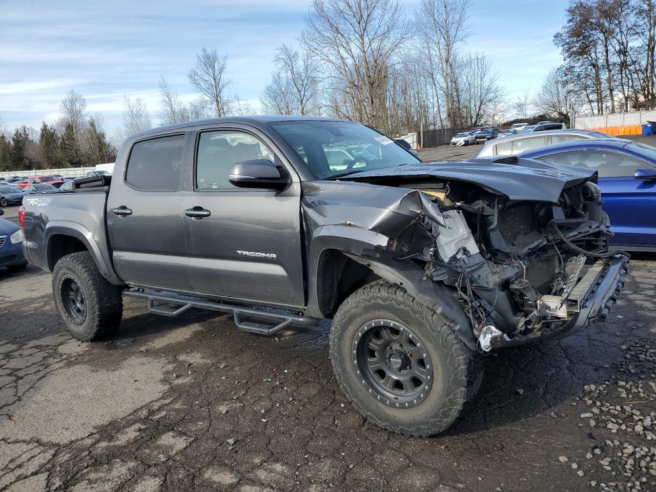 2018 Toyota Tacoma - Image 4