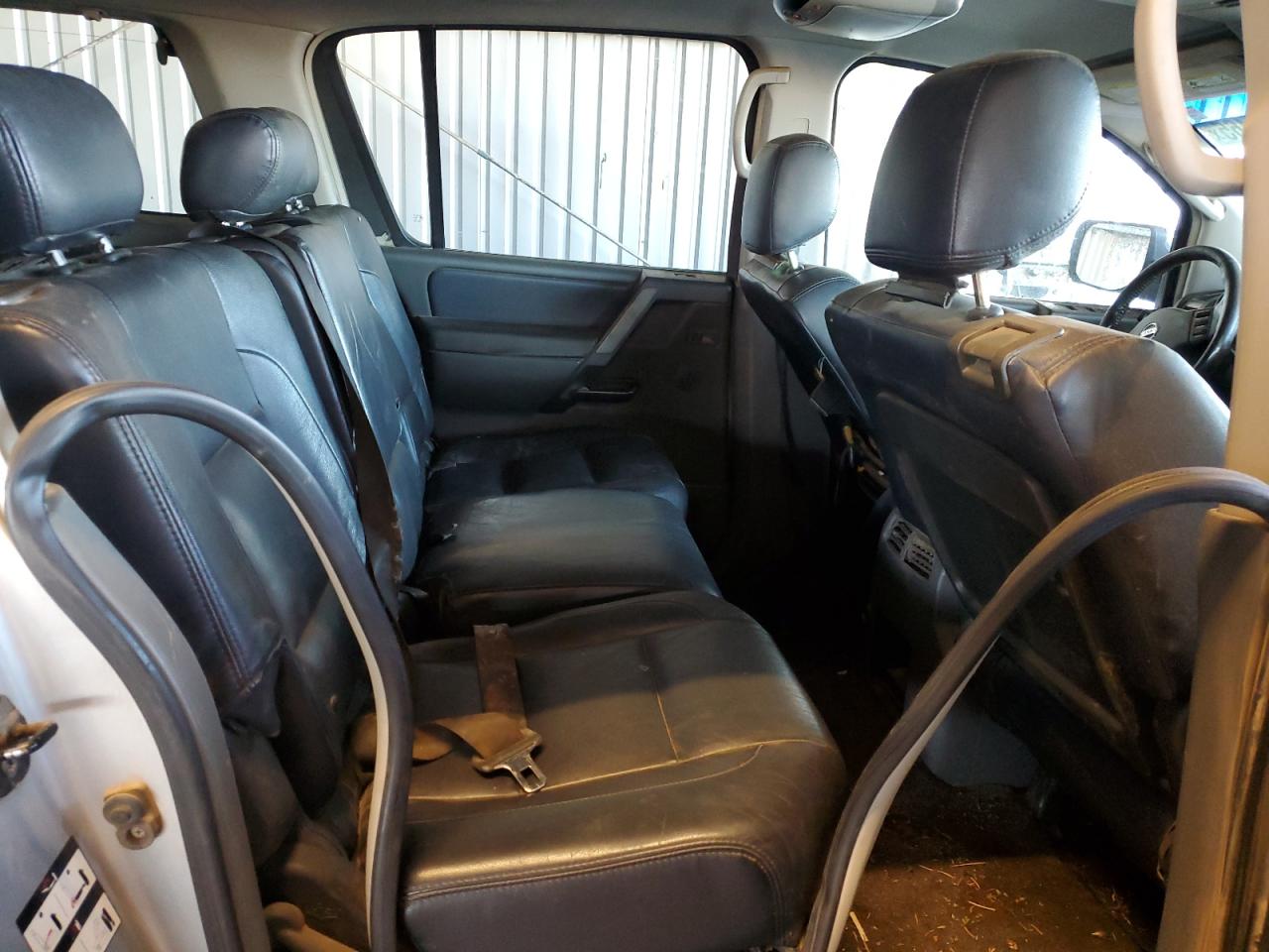 2007 Nissan Armada - Image 11