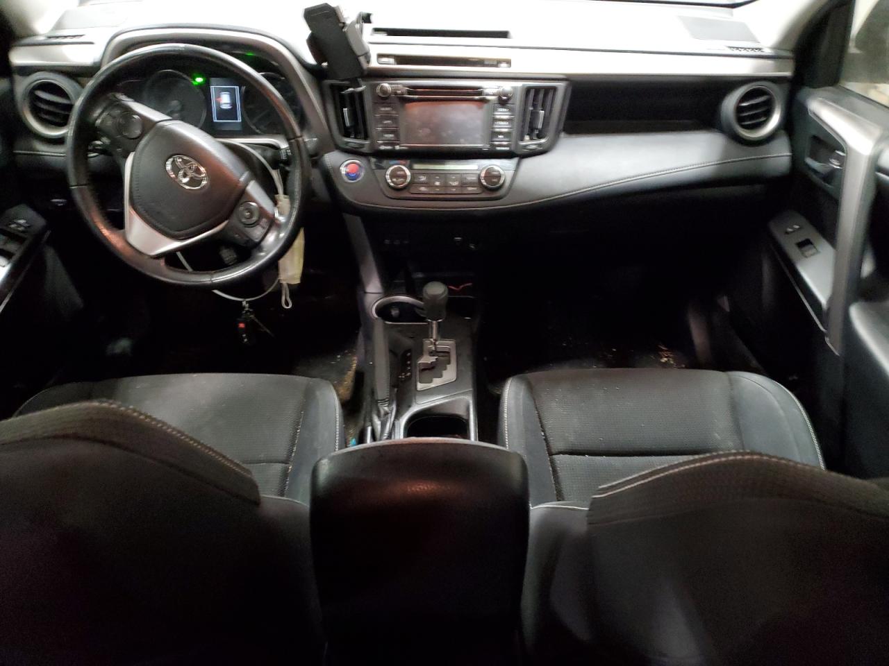 2017 Toyota RAV 4 - Image 8