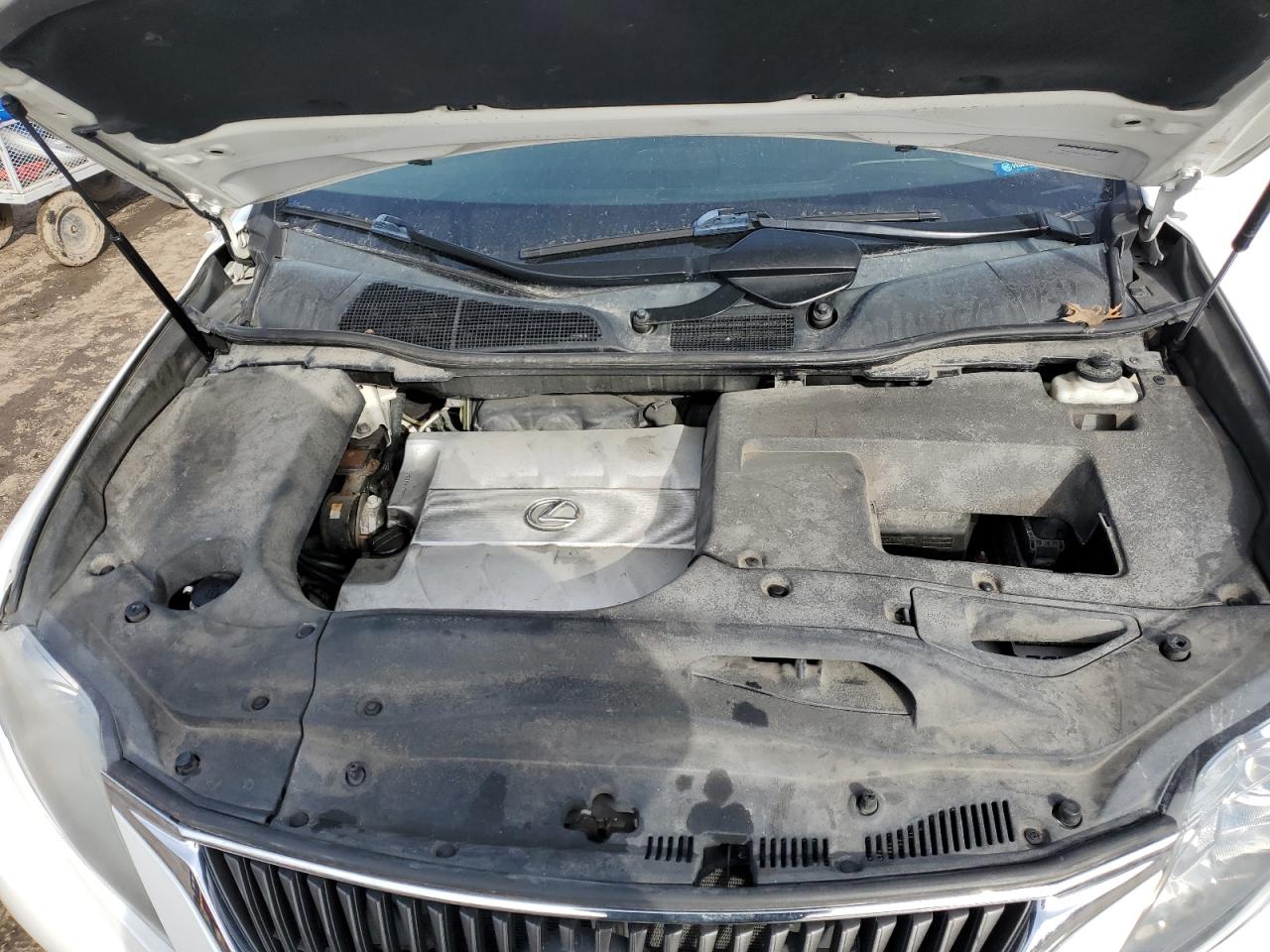 2010 Lexus RX - Image 12