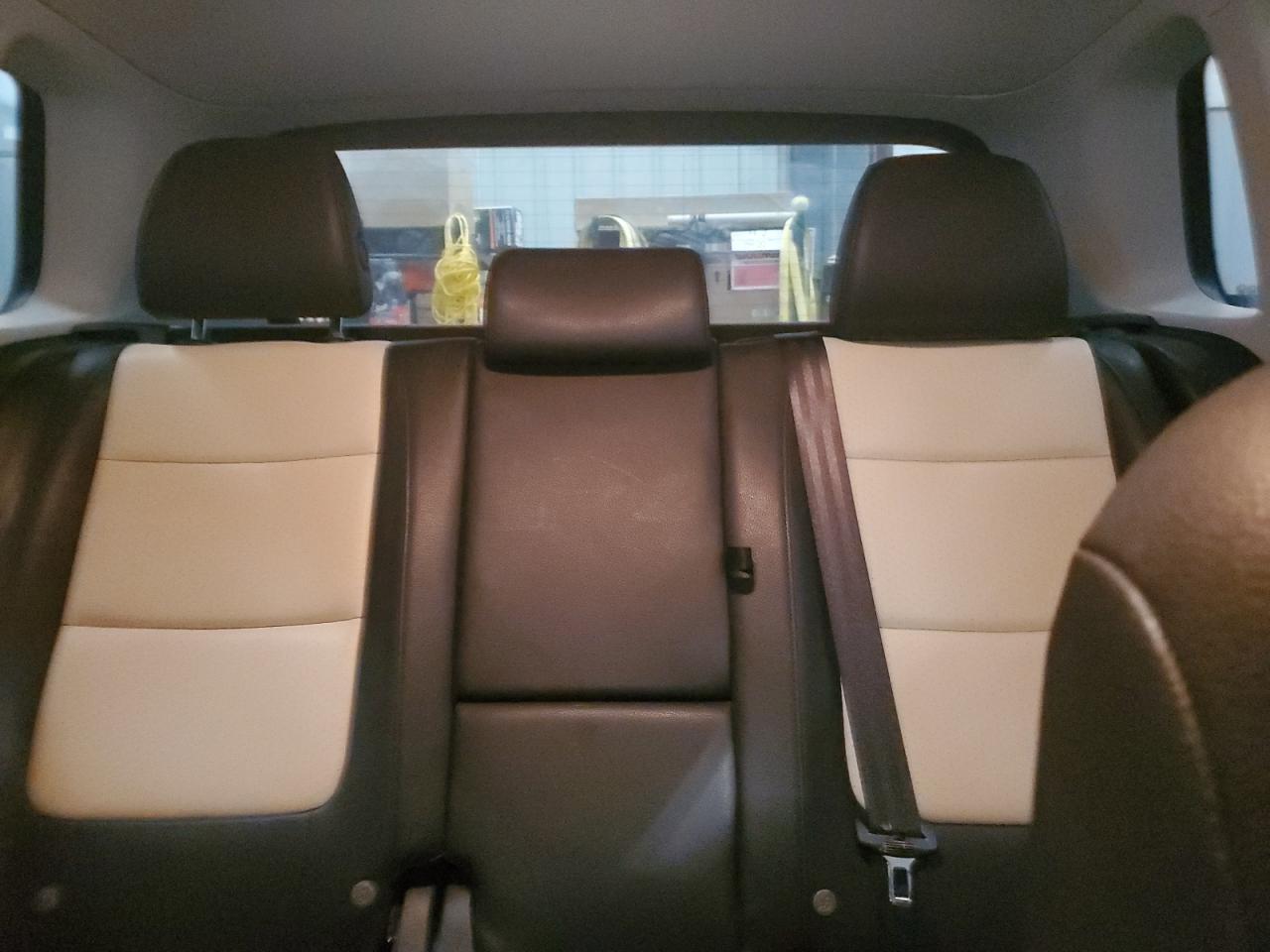 2016 Volkswagen Tiguan - Image 10