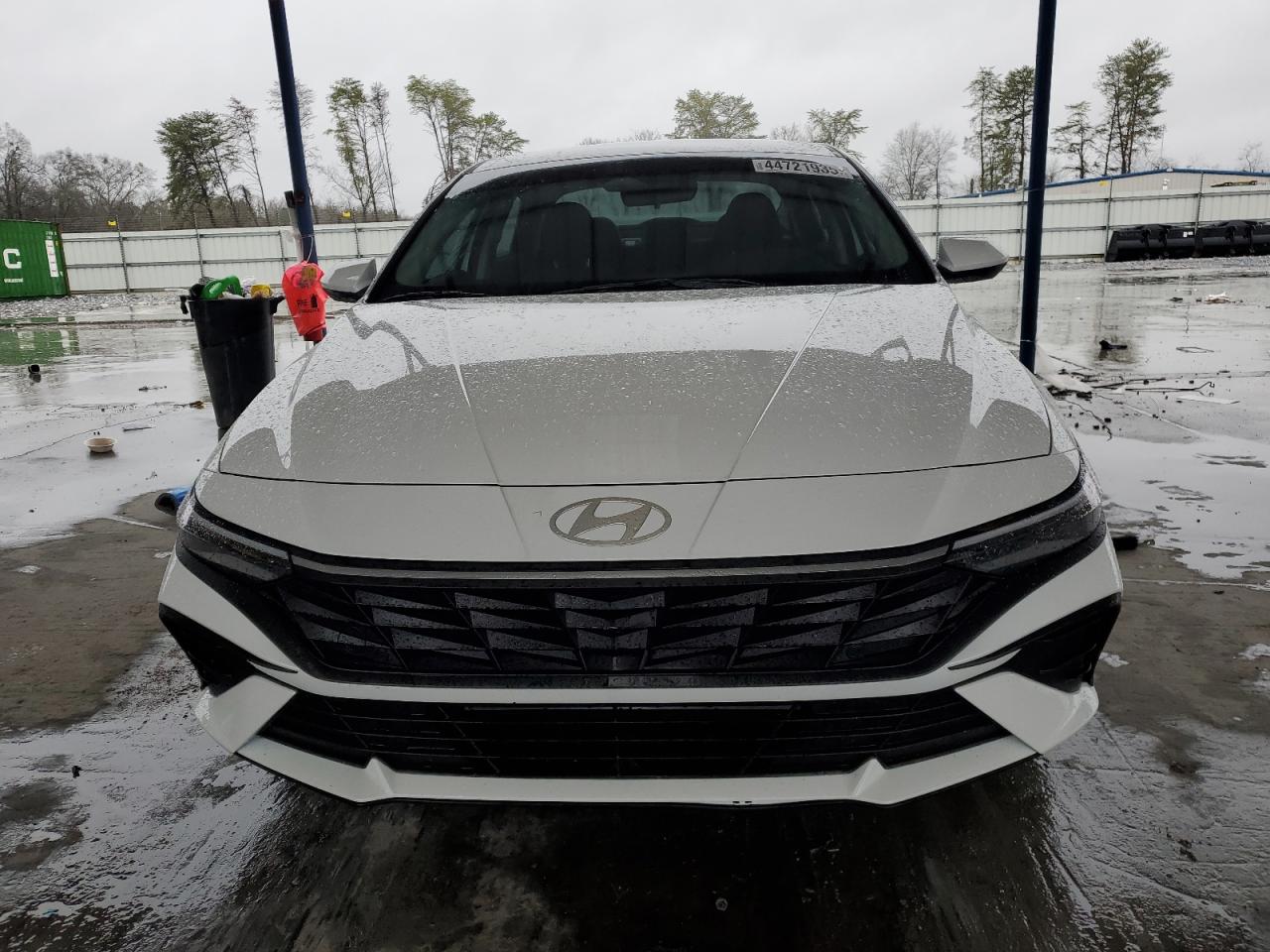 2024 Hyundai Elantra - Image 5