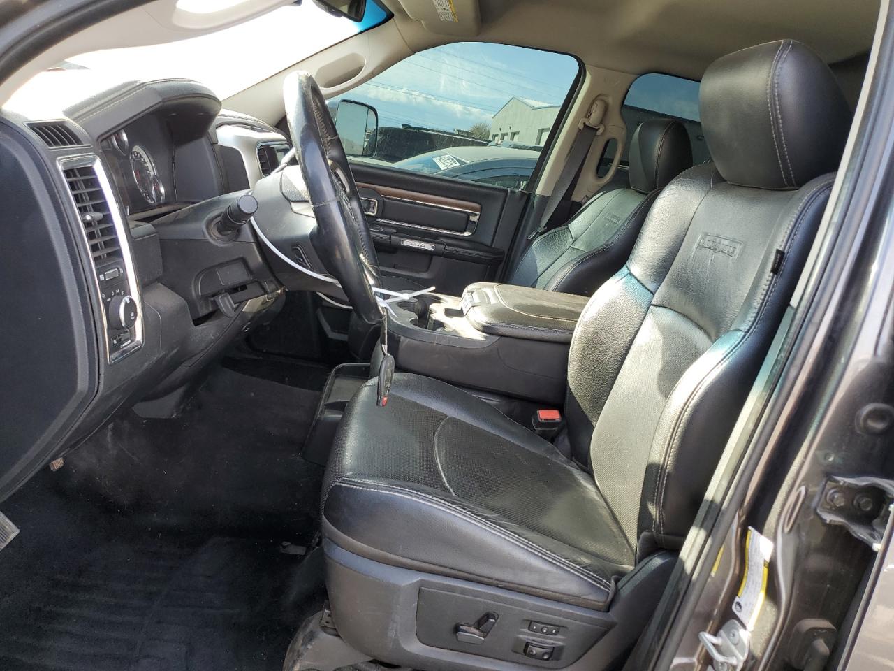 2017 RAM 2500 - Image 7