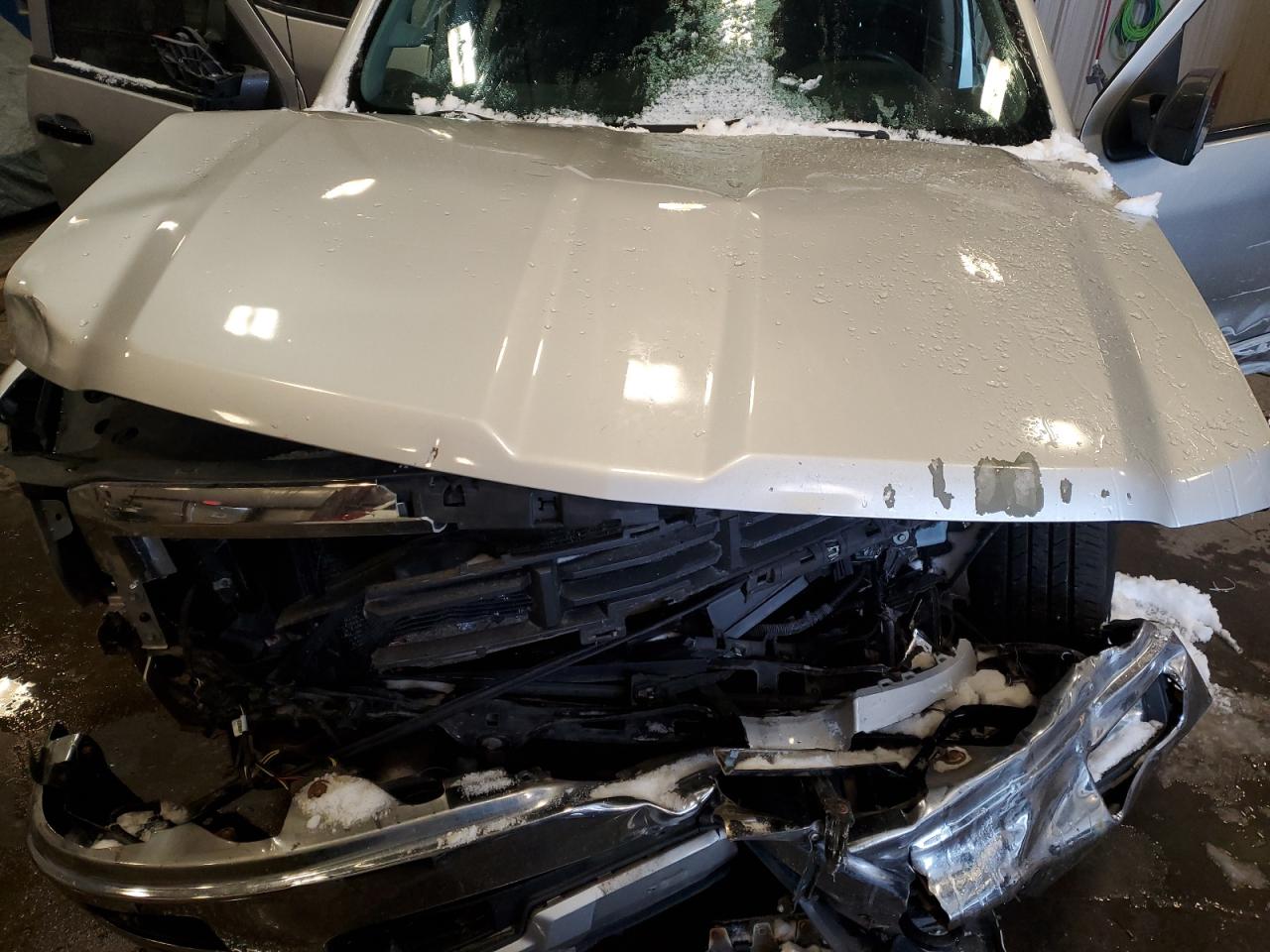 2015 Chevrolet Silverado - Image 11