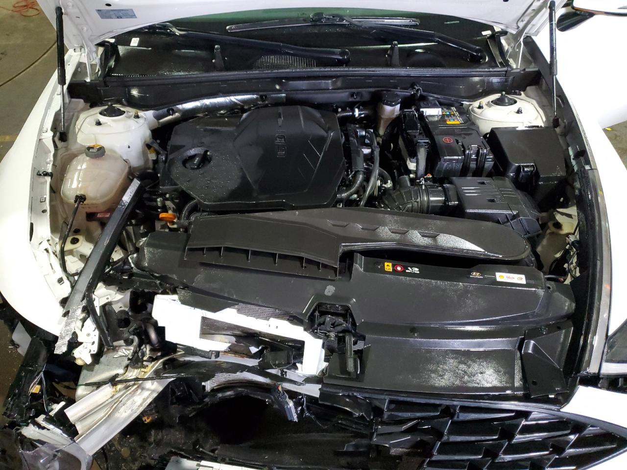 2023 Hyundai Sonata - Image 11