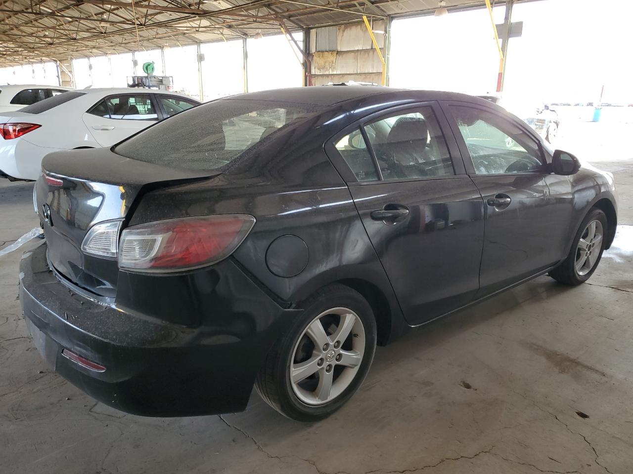 2012 Mazda 3 - Image 3