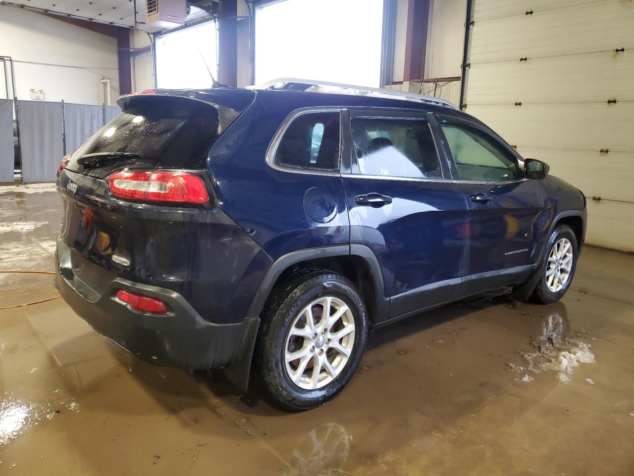 2015 Jeep Grand Cherokee - Image 3