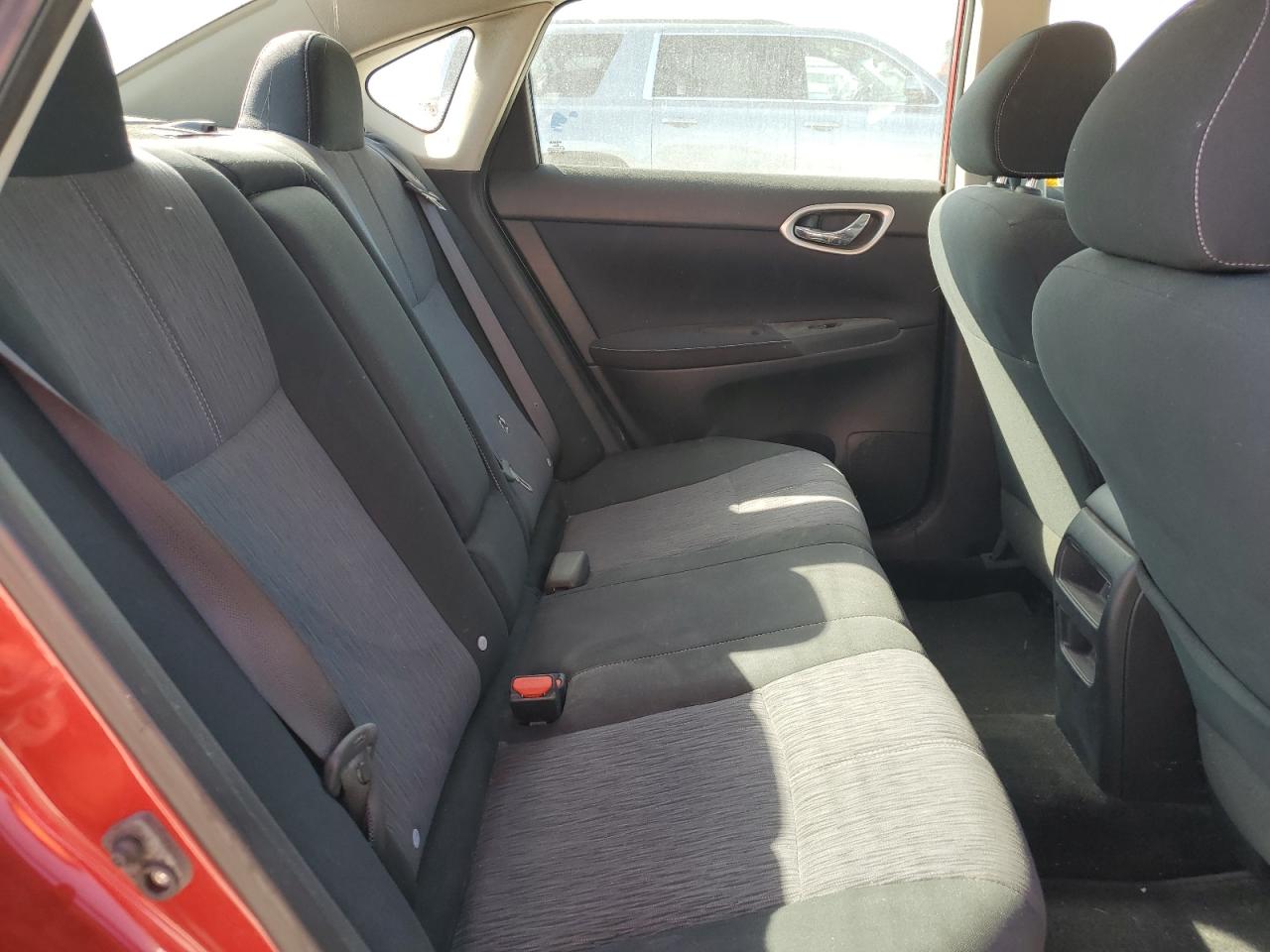 2014 Nissan Sentra - Image 10