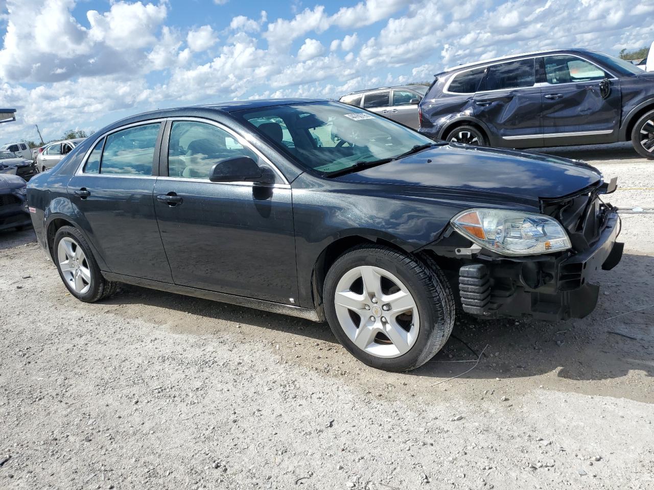 2009 Chevrolet Malibu - Image 4