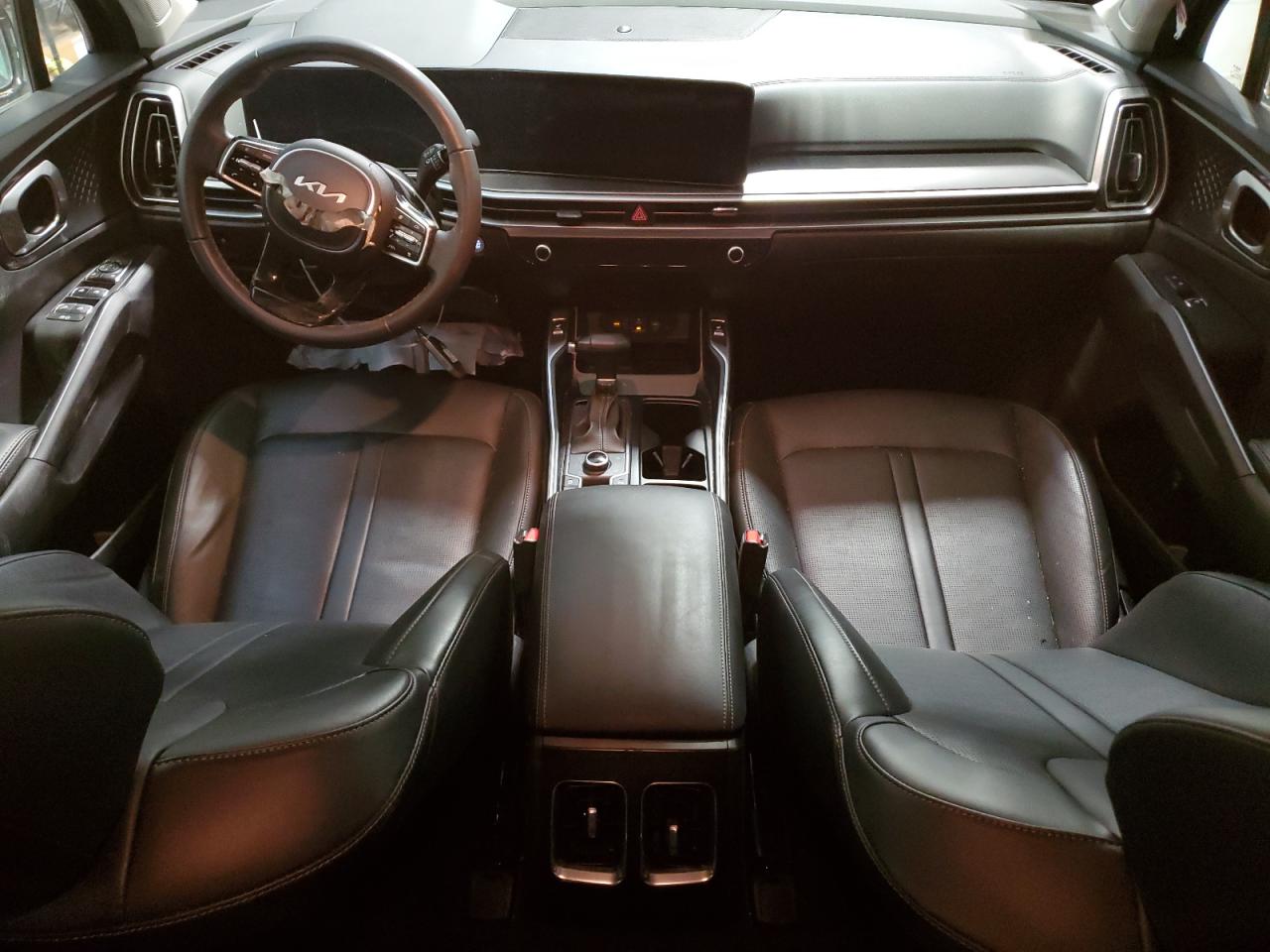 2024 Kia Sorento - Image 8