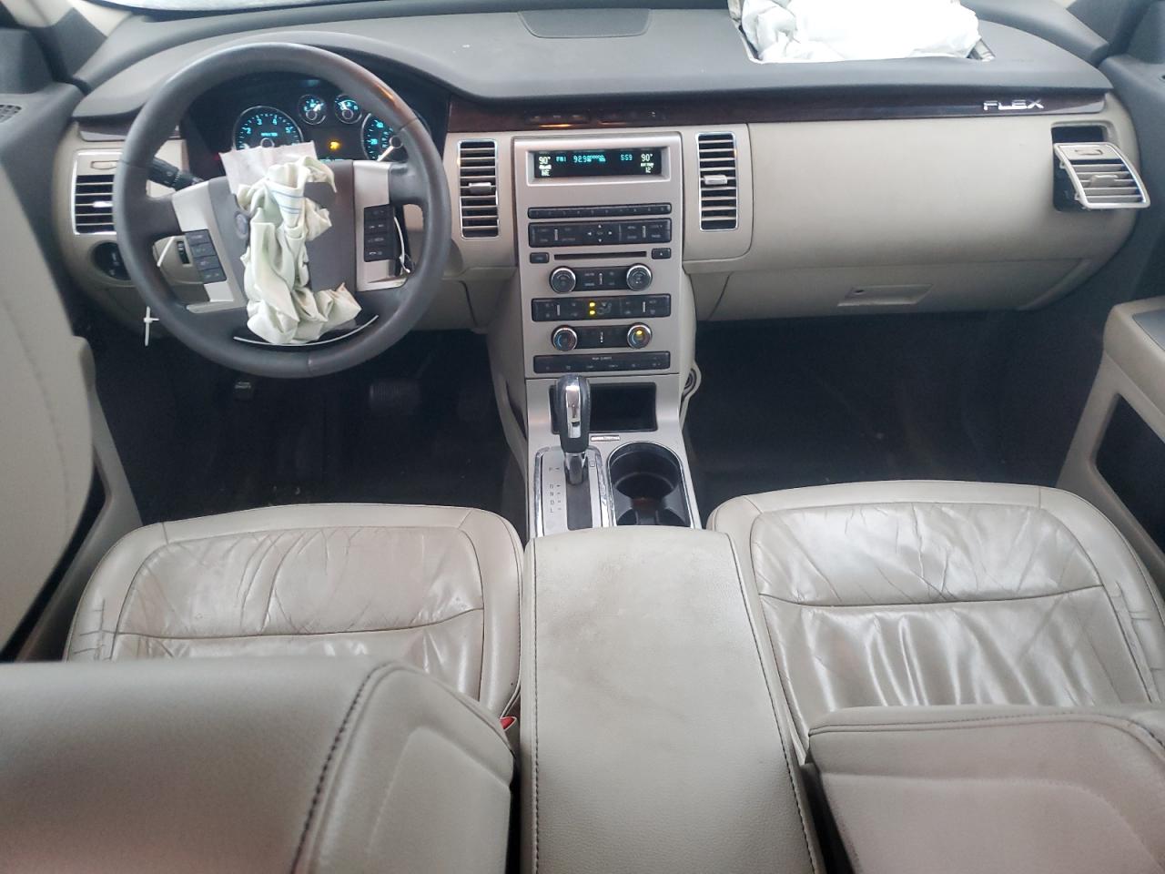 2010 Ford Flex - Image 8