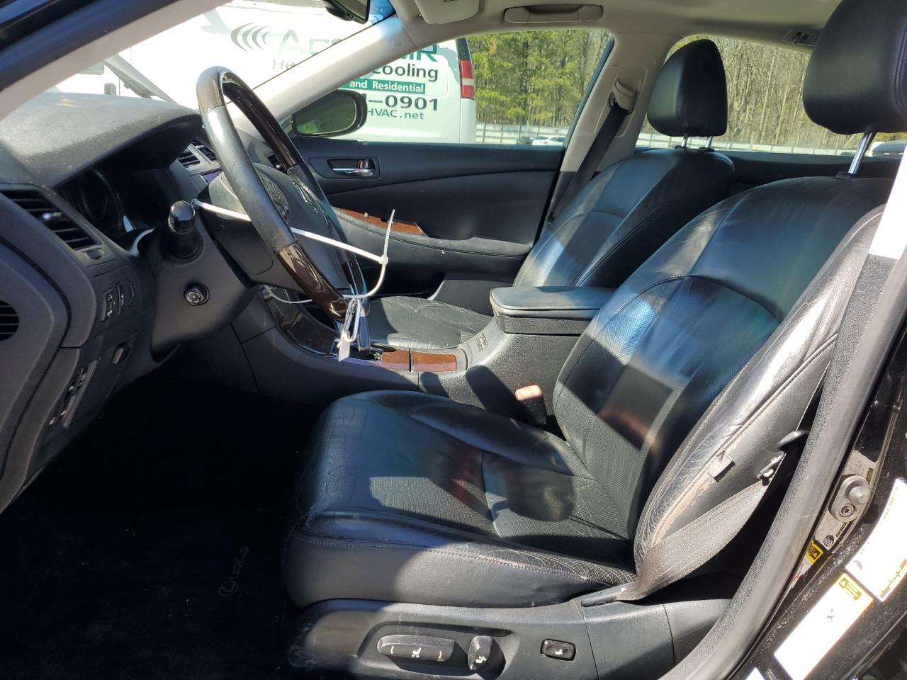 2010 Lexus ES - Image 7