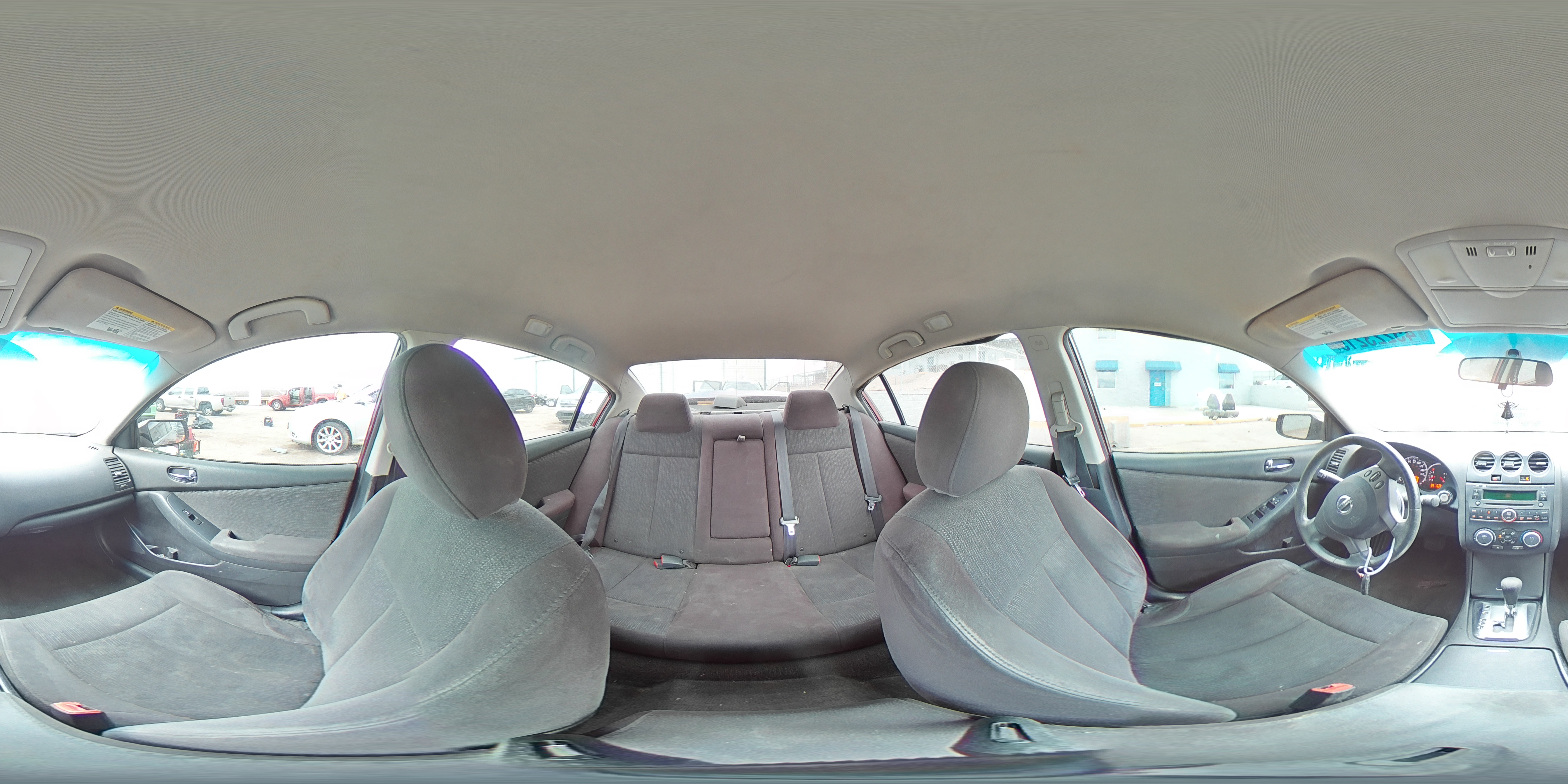 2011 Nissan Altima - Image 13