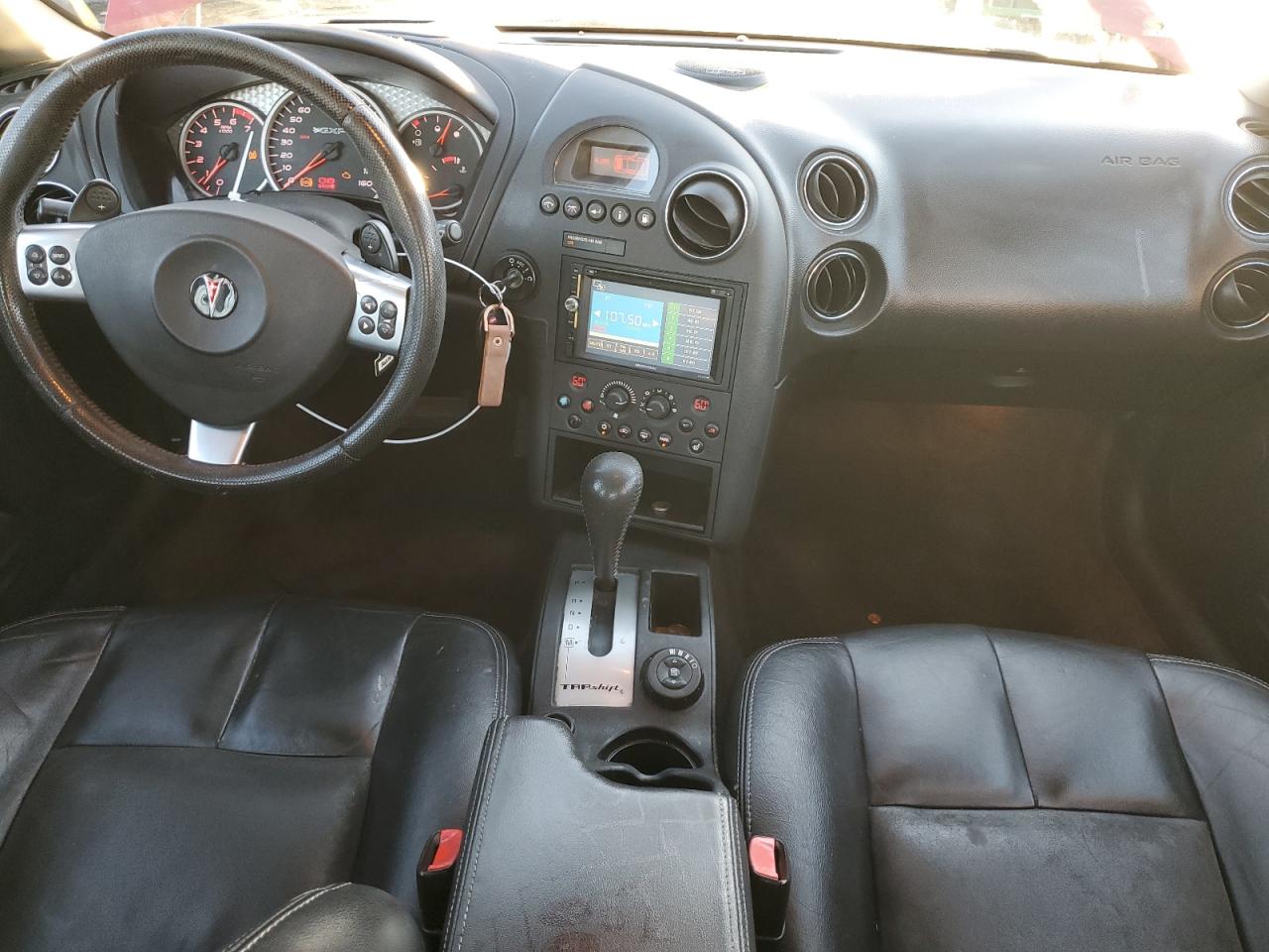 2006 Pontiac Grand Prix - Image 8