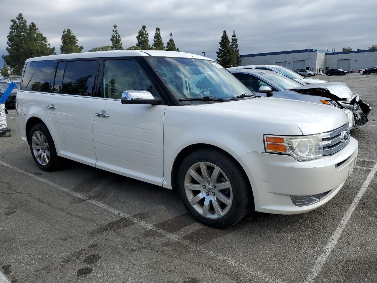 2011 Ford Flex - Image 4