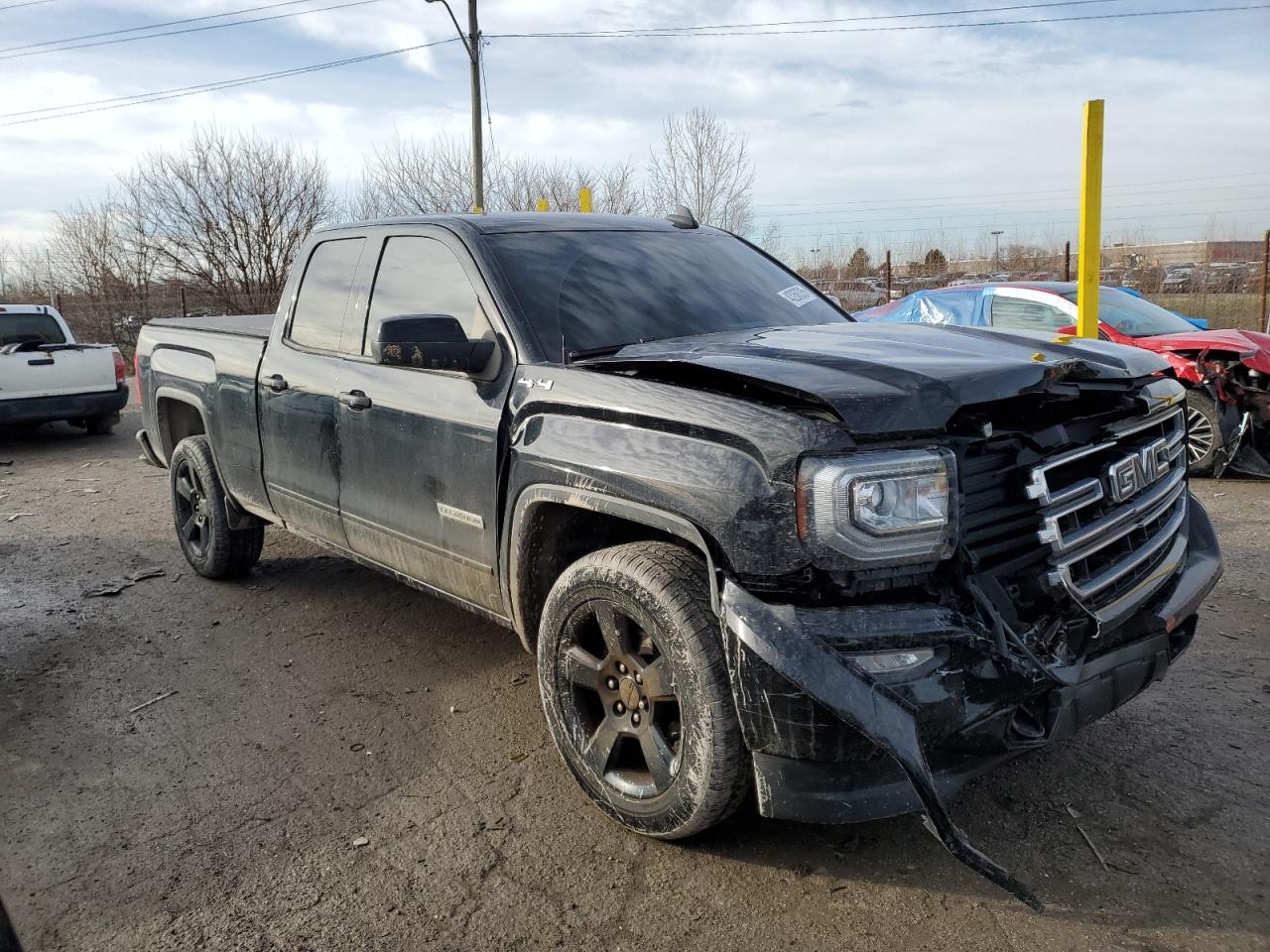 2018 GMC Sierra - Image 4