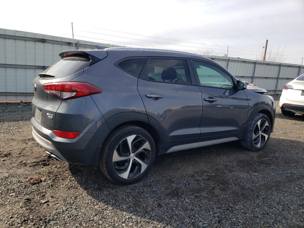 2018 Hyundai Tucson - Image 3