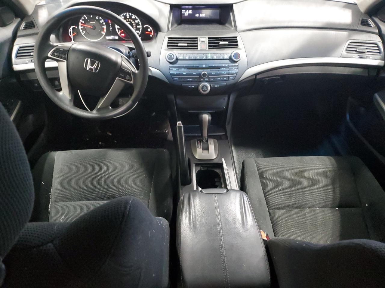 2009 Honda Accord - Image 8