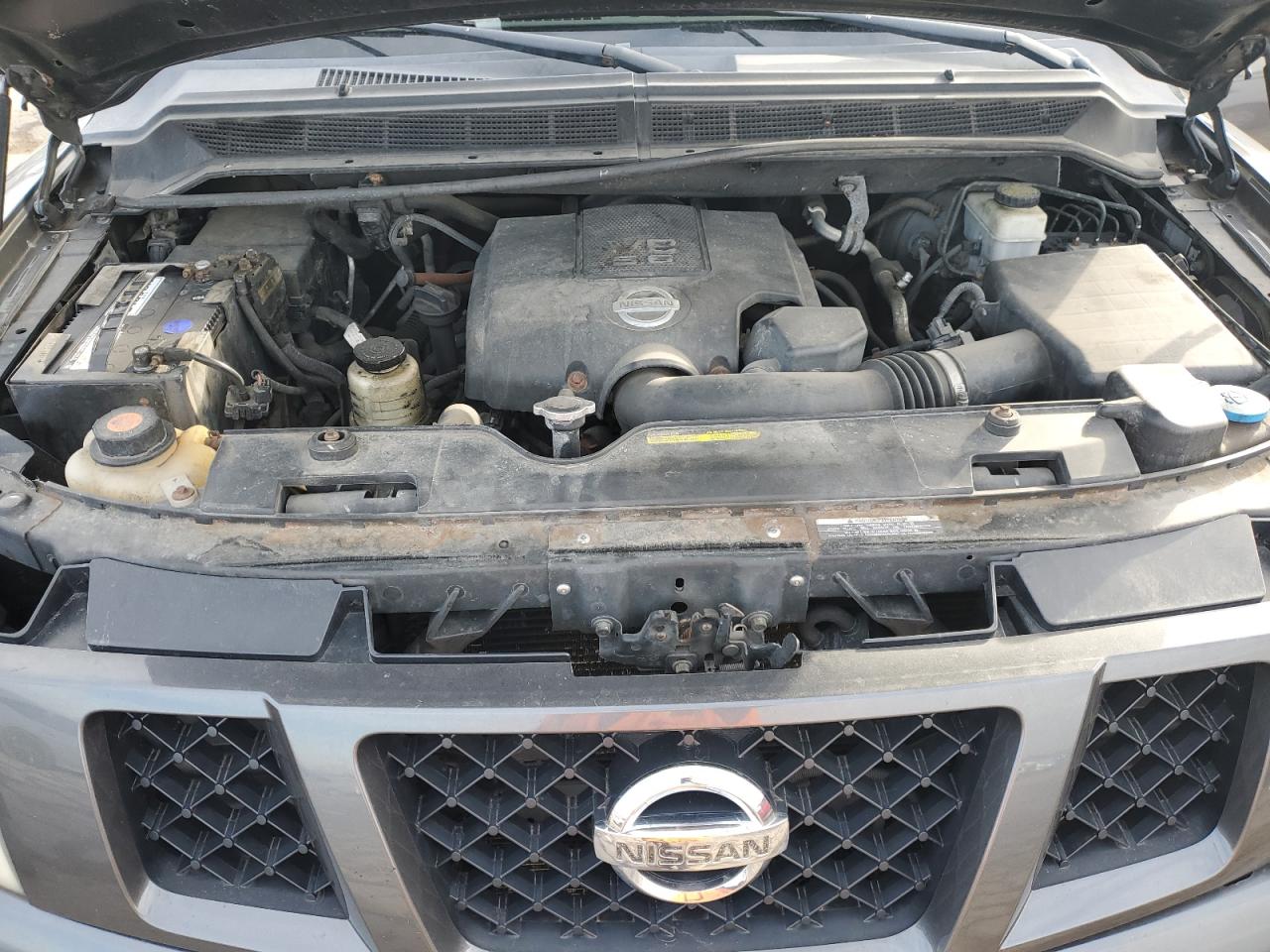2010 Nissan Armada - Image 12