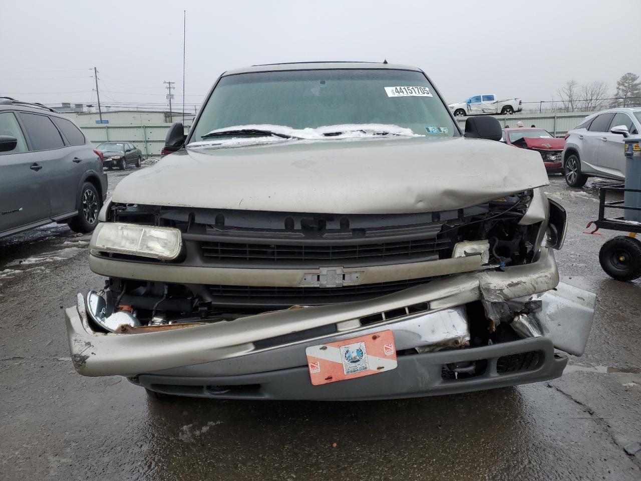 2002 Chevrolet Suburban - Image 5