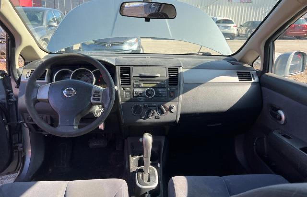 2009 Nissan Versa - Image 9