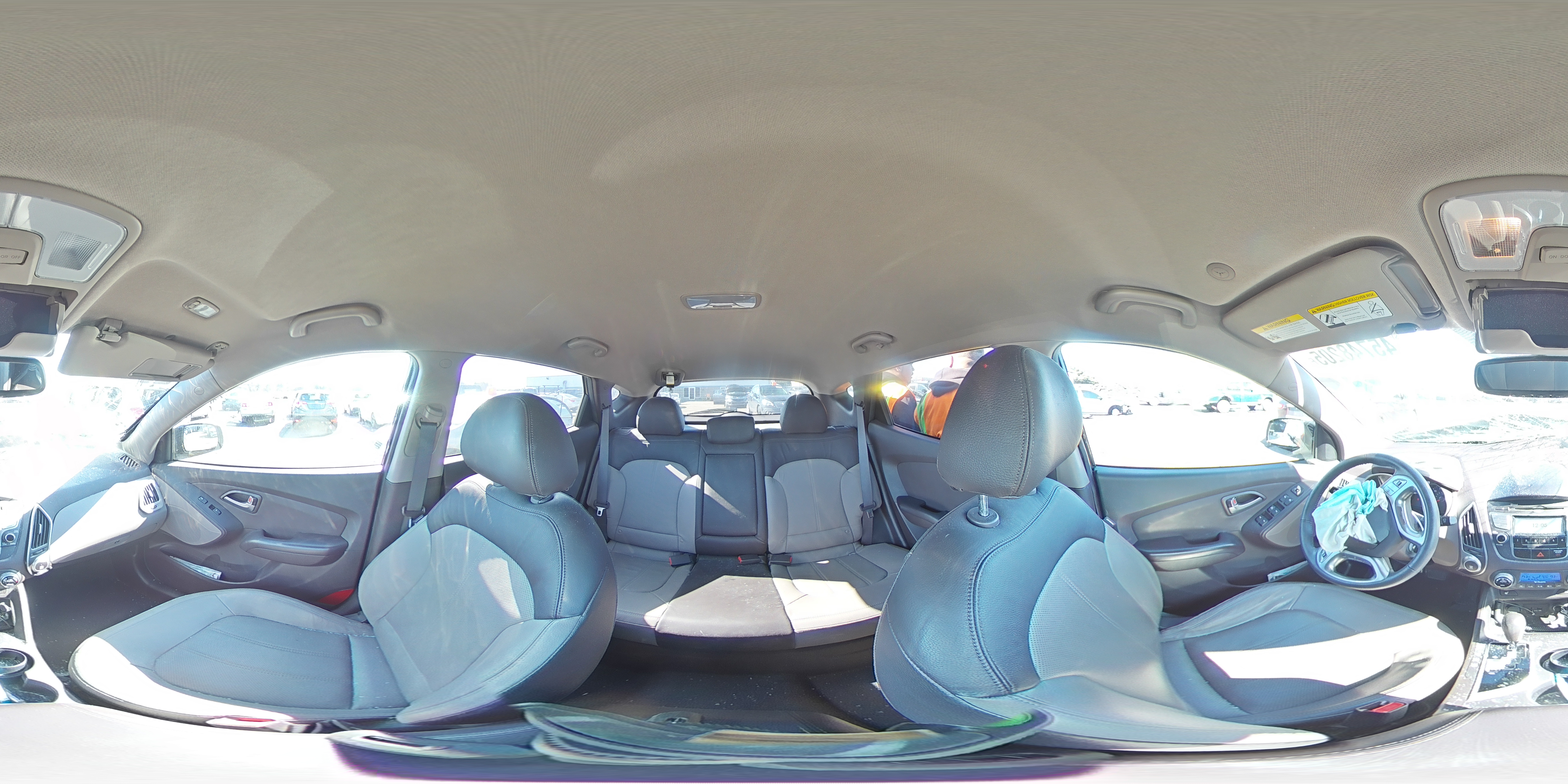 2011 Hyundai Tucson - Image 13