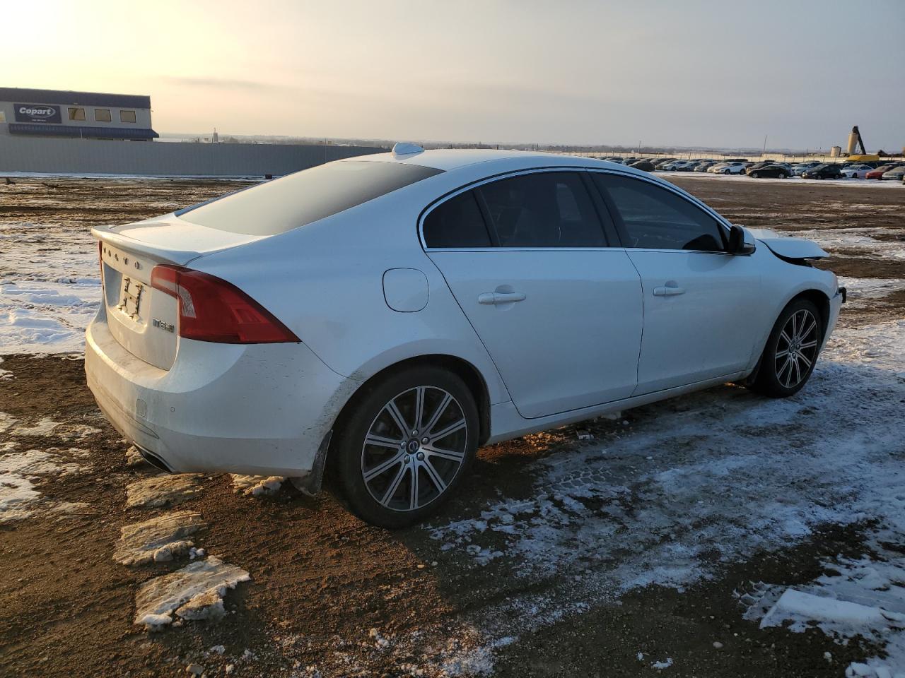 2017 Volvo S60 - Image 3