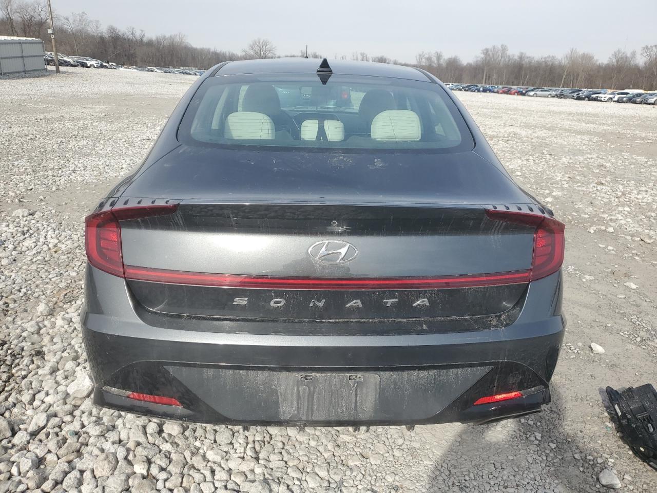 2022 Hyundai Sonata - Image 6