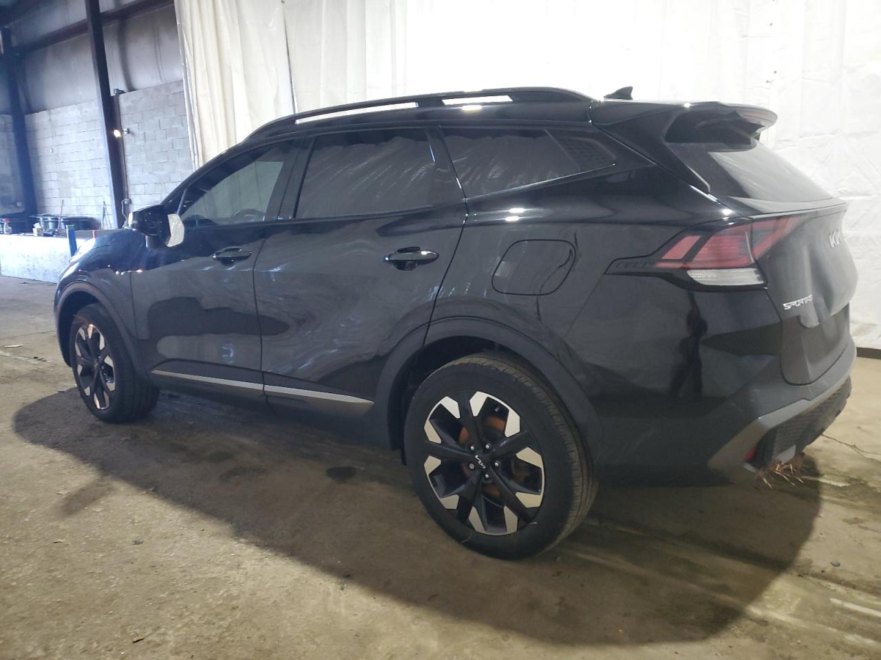 2023 Kia Sportage - Image 2
