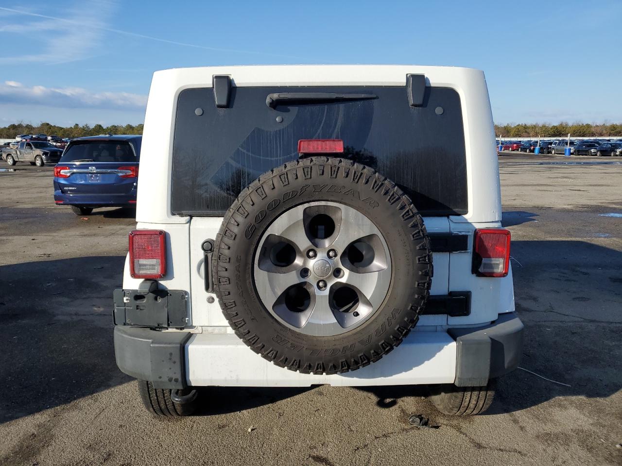 2016 Jeep Wrangler - Image 6